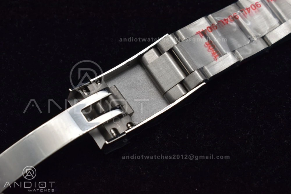 Skydweller SS TWF Best Edition White Dial on SS Bracelet BestValue 1123