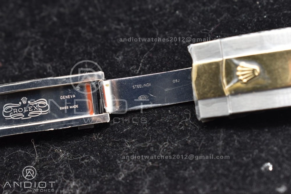 ComfortFit Skydweller SS YG Noob Best Edition White Dial On SS YG Bracelet A23J 1113
