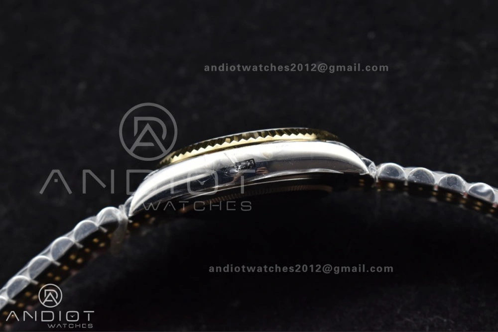 ComfortFit Skydweller SS YG Noob Best Edition White Dial On SS YG Bracelet A23J 1113