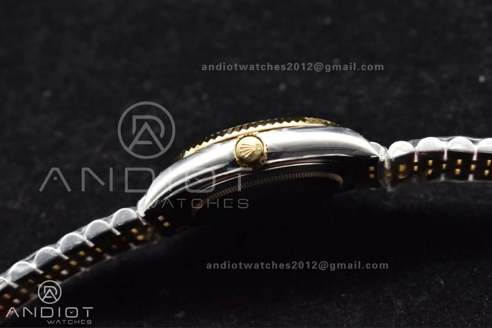 ComfortFit Skydweller SS YG Noob Best Edition White Dial On SS YG Bracelet A23J 1113