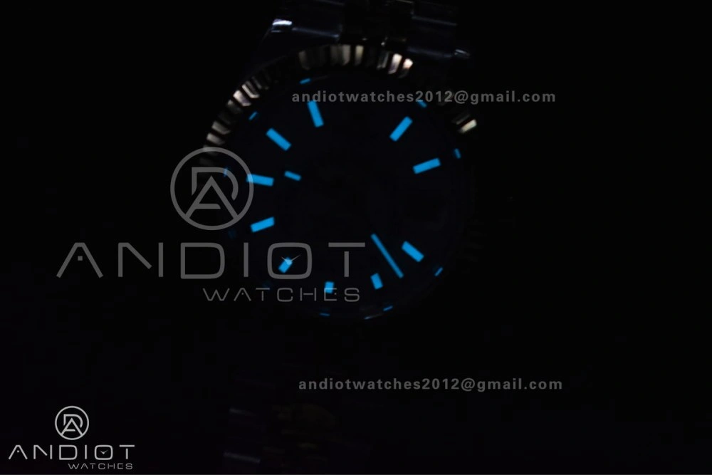 ComfortFit Skydweller SS YG Noob Best Edition White Dial On SS YG Bracelet A23J 1113