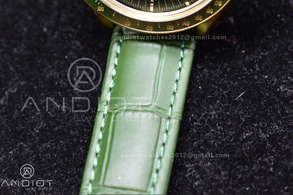 Speedmaster Moonwatch in Moonshine Gold YG RMF Best Edition Green Dial on Green Leather Strap Manual Chrono SmoothTexture 460