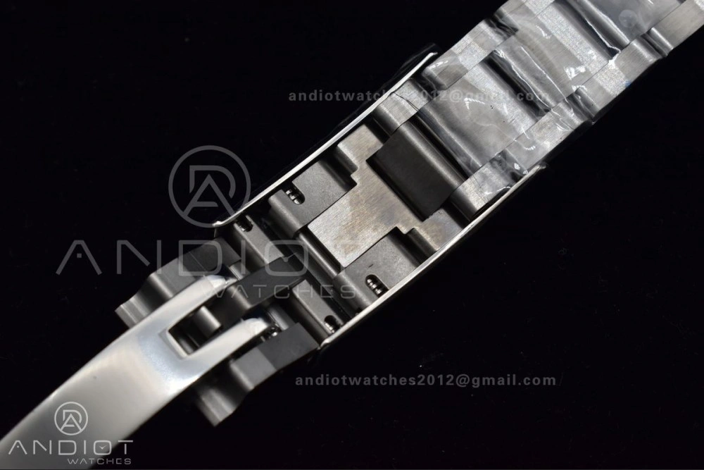 Original Submariner 114060 No Date BP Best Edition on SS Bracelet 1126