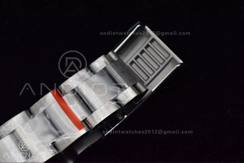 Original Submariner 114060 No Date BP Best Edition on SS Bracelet 1126