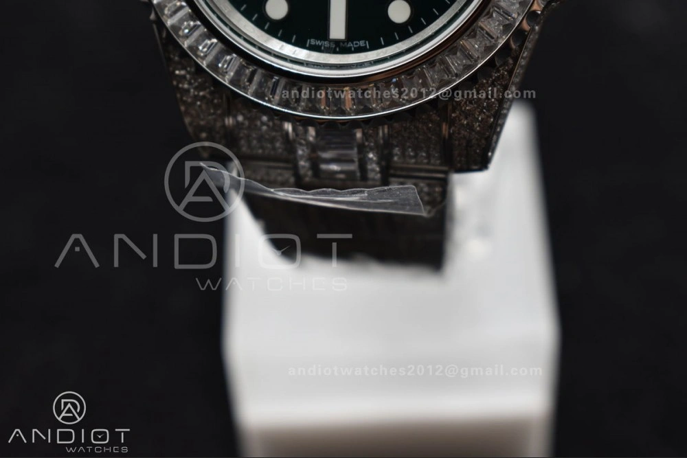 Unisex Submariner 40mm Full Diamonds SS AMGF Best Edition Green Dial on Bracelet on VR 1150