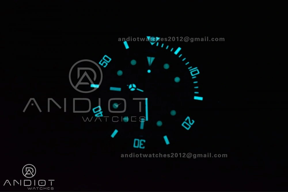 Submariner DIW Red Carbon VSF 1:1 Best Edition Black Dial on Black Nylon Strap VS EyeCatching 473