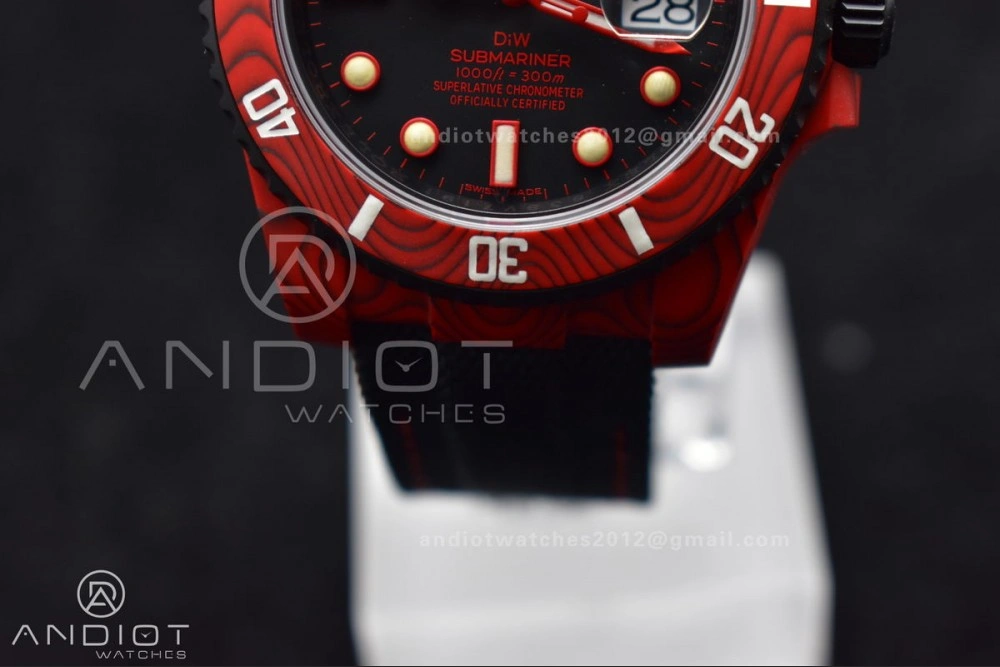 Submariner DIW Red Carbon VSF 1:1 Best Edition Black Dial on Black Nylon Strap VS EyeCatching 473