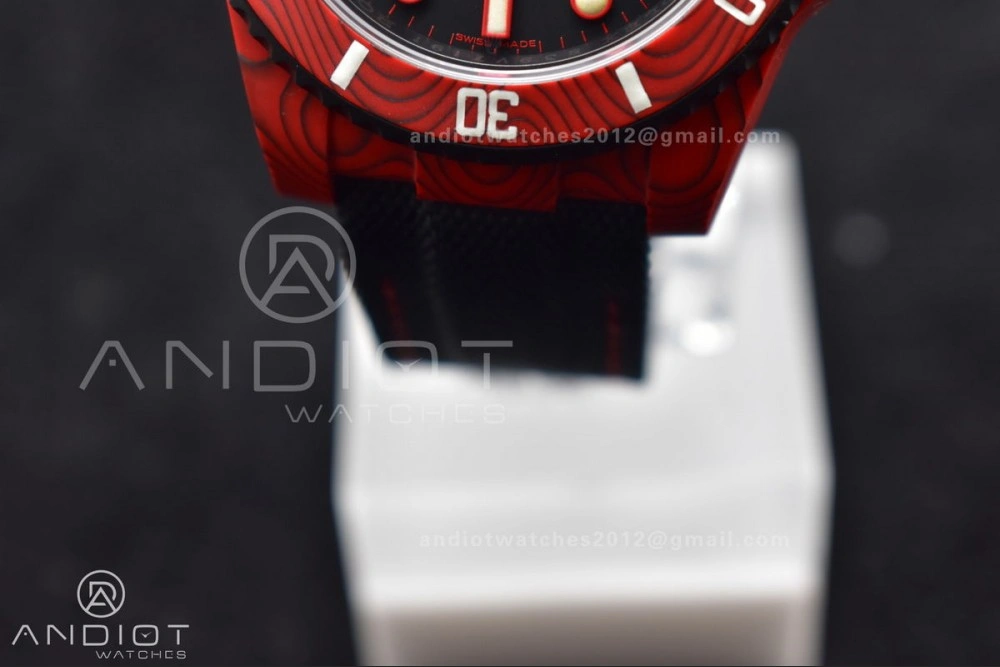 Submariner DIW Red Carbon VSF 1:1 Best Edition Black Dial on Black Nylon Strap VS EyeCatching 473