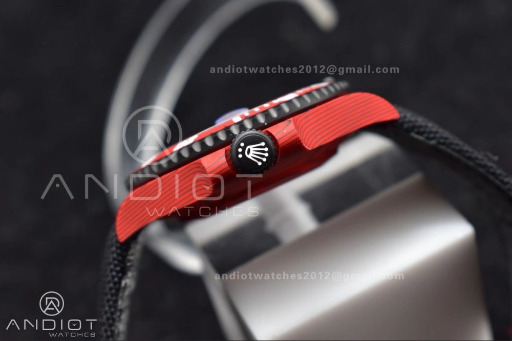 Submariner DIW Red Carbon VSF 1:1 Best Edition Black Dial on Black Nylon Strap VS EyeCatching 473