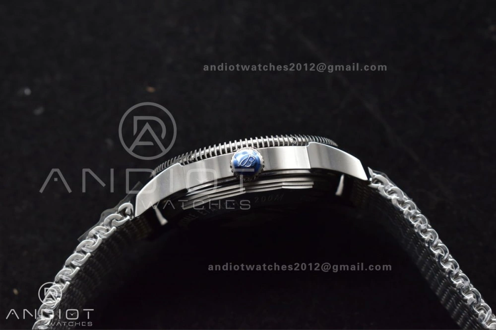 HighQuality Super Ocean Heritage II BLSF 42mm SS Black Dial Black Ceramic Bezel on SS Mesh Bracelet A 194