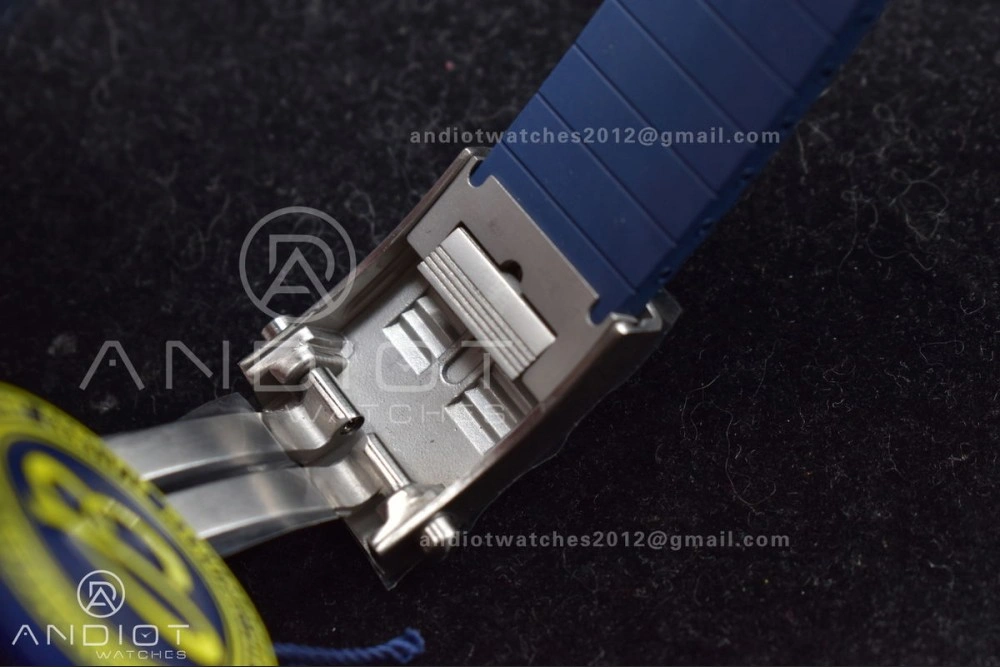 SuperOcean Automatic 42 SS BLSF 1:1 Best Edition Blue Dial on Blue Rubber Strap A Lightweight 1168