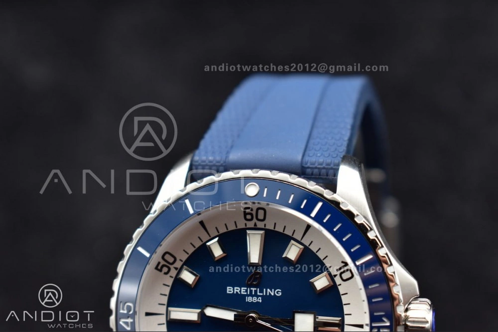 SuperOcean Automatic 42 SS BLSF 1:1 Best Edition Blue Dial on Blue Rubber Strap A Lightweight 1168