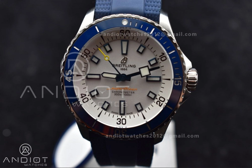SuperOcean Automatic 42 SS BLSF 1:1 Best Edition White Dial on Blue Rubber Strap A StreetReady 196