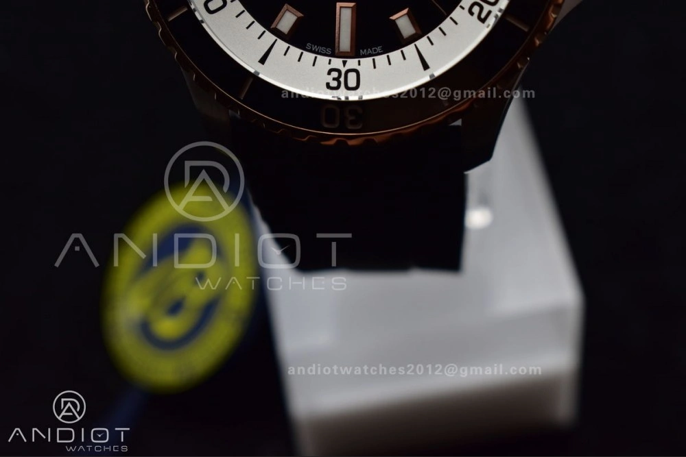 SuperOcean Automatic 42 SS RG BLSF 1:1 Best Edition Black Dial on Black Rubber Strap A Minimalist 197