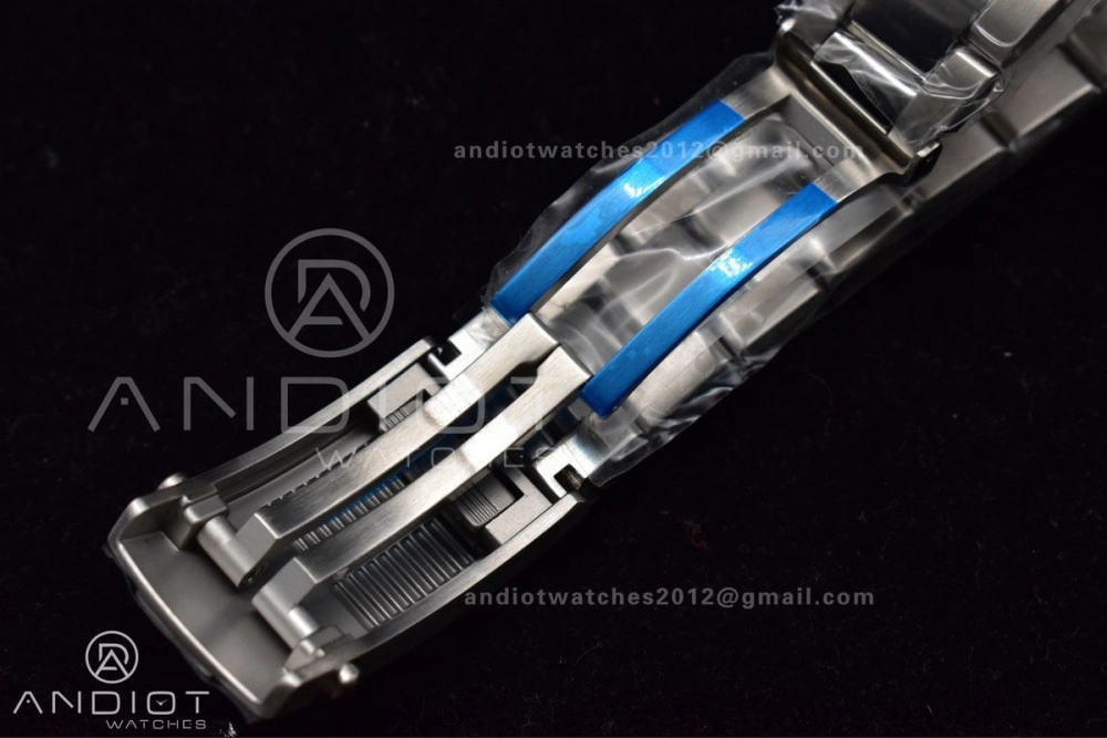 SuperOcean Automatic 44 TF 1:1 Best Edition Blue White Dial on SS Bracelet A MultiPurpose 176