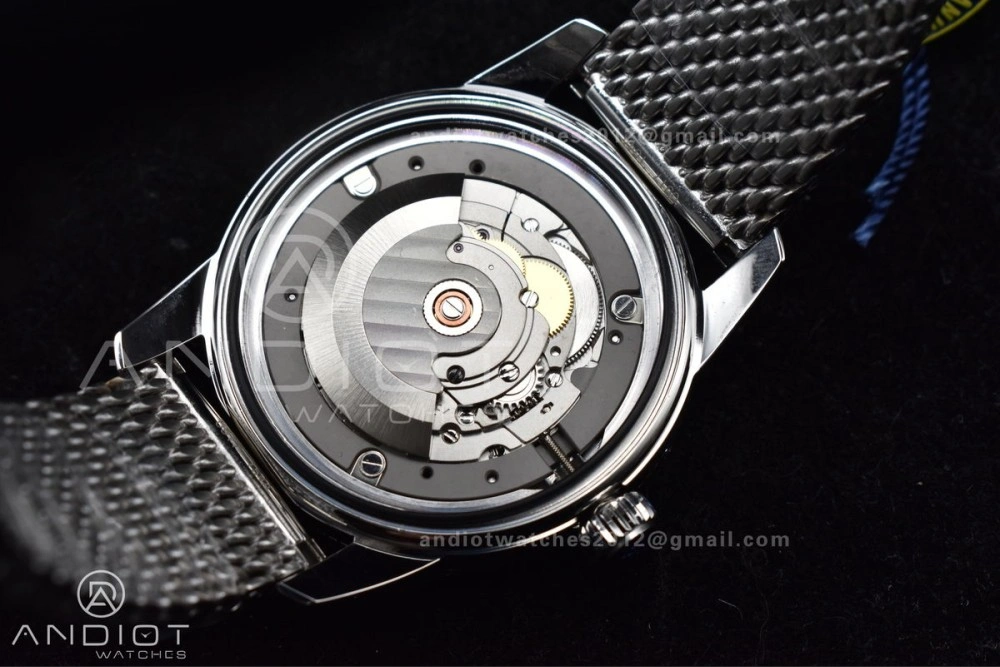 SuperOcean Heritage II BLSF 42mm SS Black Dial Black Ceramic Bezel on RG Bezel and Rubber Bracelet A Fashionable 1173