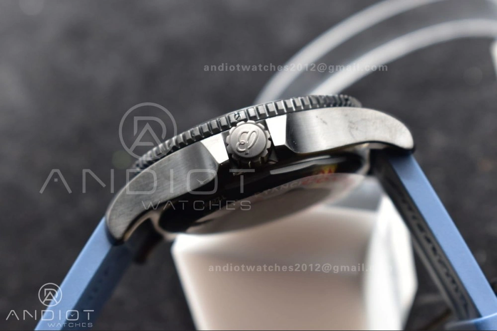 Superocean Automatic 44 TF 1:1 Best Edition Blue Dial Black Bezel On Black Rubber Strap A Tailored 205