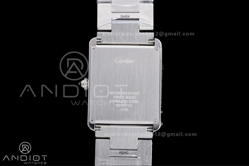 Tank Solo 27.5x34.8mm AF SS White Dial on SS Bracelet Ronda Quartz MoistureWicking 257