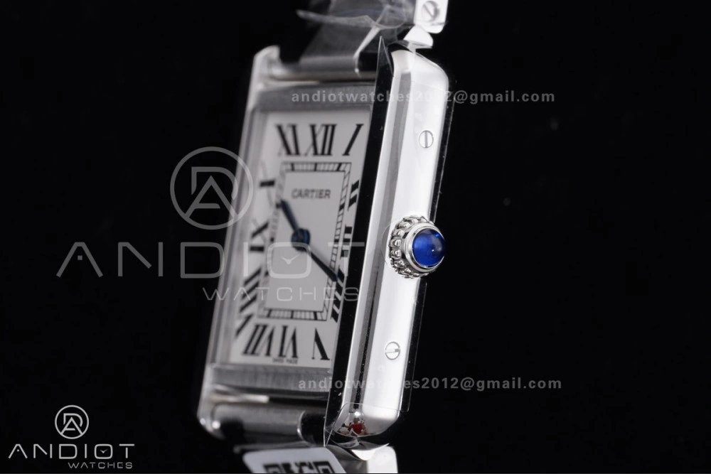 Casual Tank Solo 31x24.4mm AF SS White Dial on SS Bracelet Ronda Quartz 255