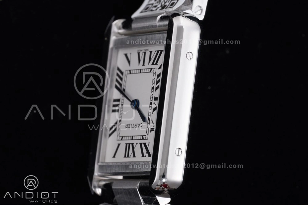 Casual Tank Solo 31x24.4mm AF SS White Dial on SS Bracelet Ronda Quartz 255