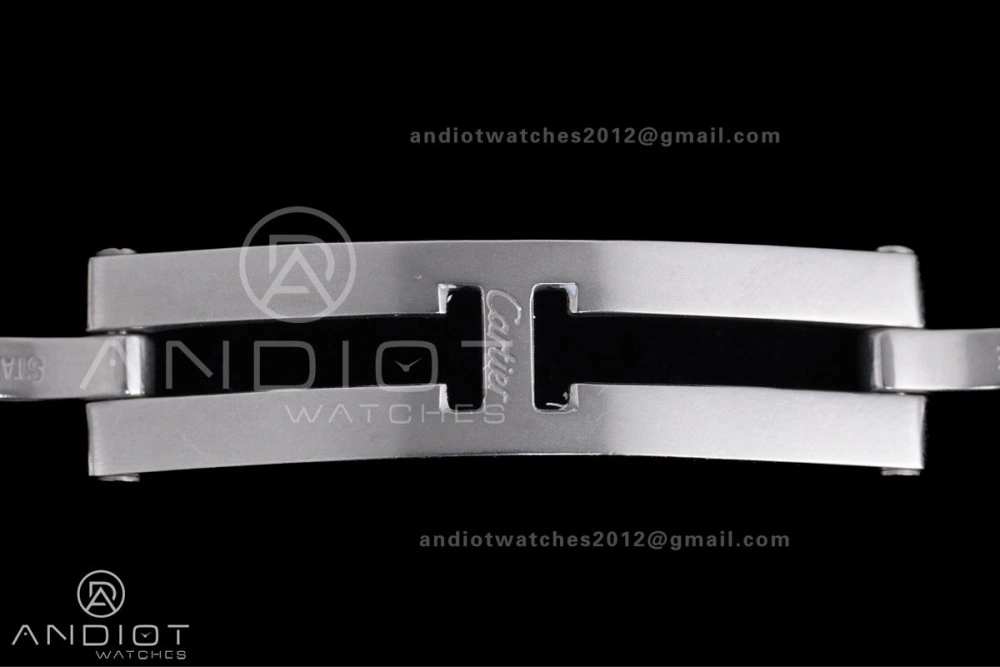 Casual Tank Solo 31x24.4mm AF SS White Dial on SS Bracelet Ronda Quartz 255