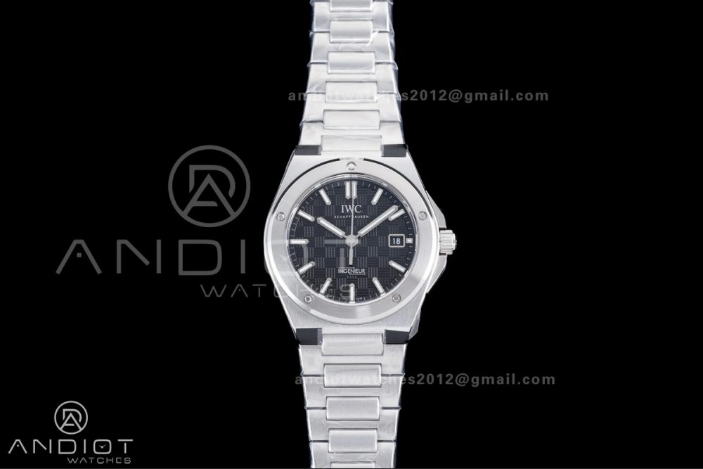 HighQuality V7 Factory IWC Ingenieur IW328901 Black V2 Dial On SS Automatic A 294