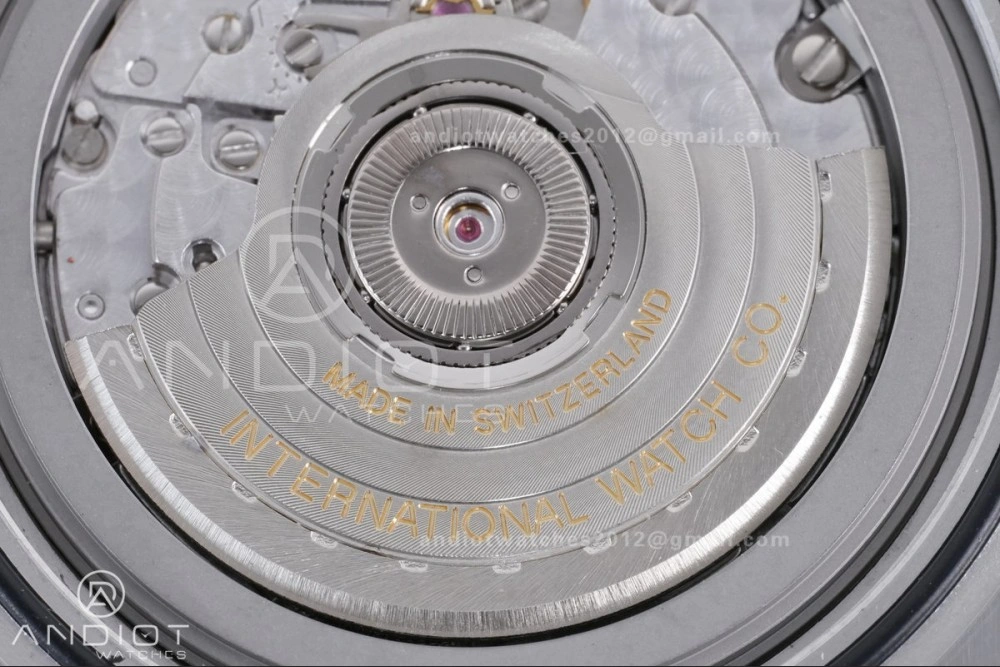 Effortless V7 Factory IWC Ingenieur IW328902 White V2 Dial On SS Automatic A 315