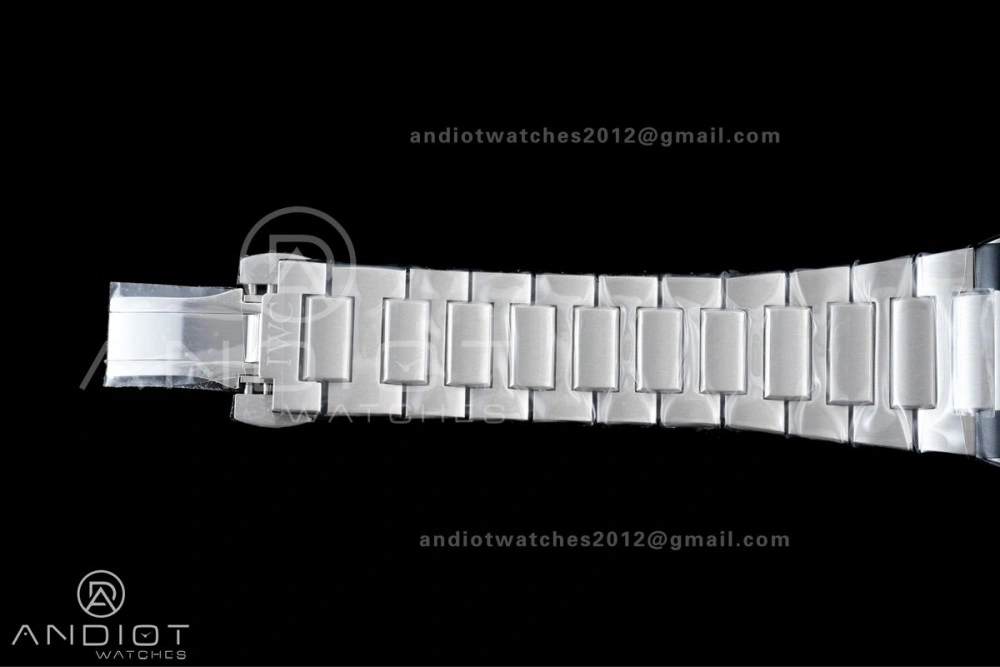 Effortless V7 Factory IWC Ingenieur IW328902 White V2 Dial On SS Automatic A 315