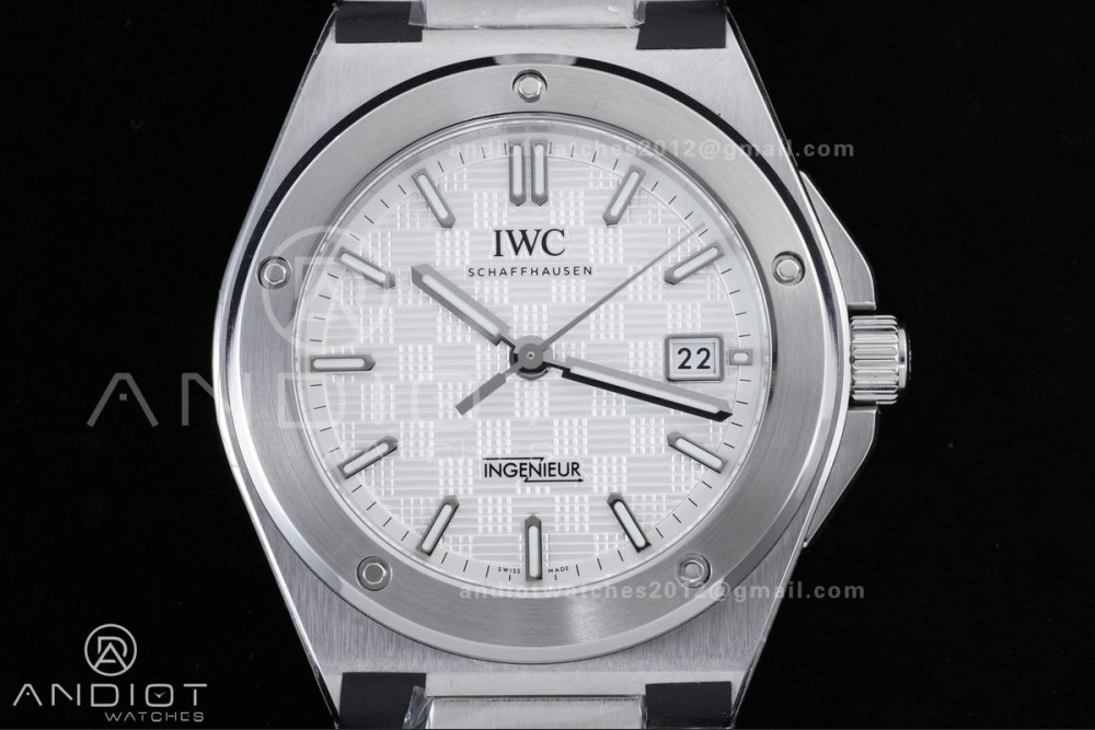 Effortless V7 Factory IWC Ingenieur IW328902 White V2 Dial On SS Automatic A 315