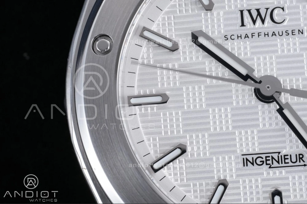 Effortless V7 Factory IWC Ingenieur IW328902 White V2 Dial On SS Automatic A 315