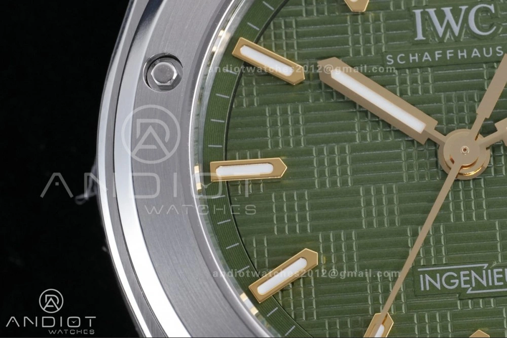 V7 Factory IWC Ingenieur IW328908 Green V2 Dial On SS Automatic SW DailyWear 313