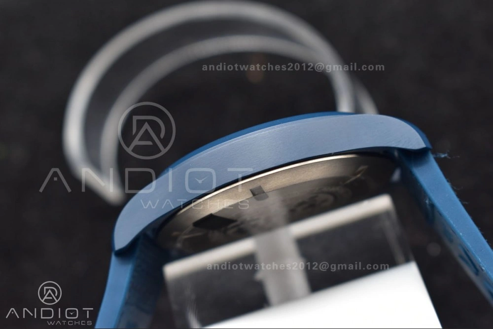Watch of Pilot 'Laureus Sport for Good' Blue Ceramic M+F Best Edition on Blue Nylon Strap A SmartChoice 310